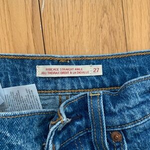 Levi's Blue Ankle Cropped Jeans Classic Style